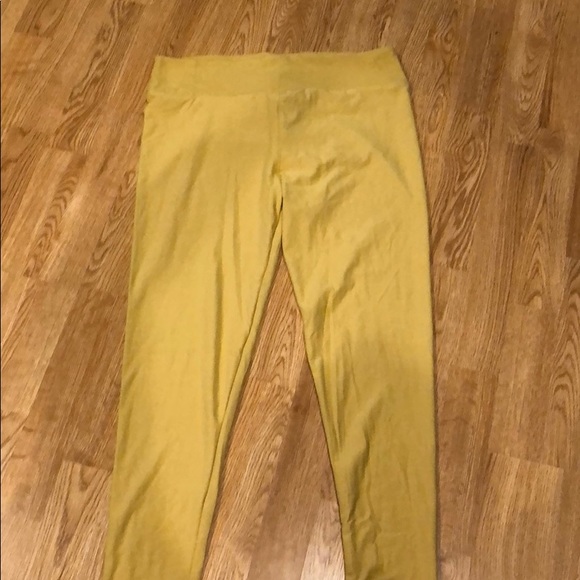 LuLaRoe Pants - Tall and Curvy Leggings LuLaRoe Pants - Tall and Curvy Leggings